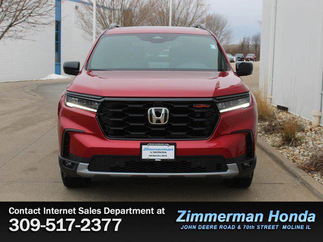 new 2025 Honda Pilot car, priced at $51,350