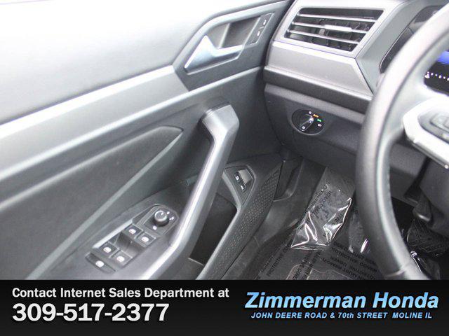 used 2024 Volkswagen Jetta car, priced at $16,992