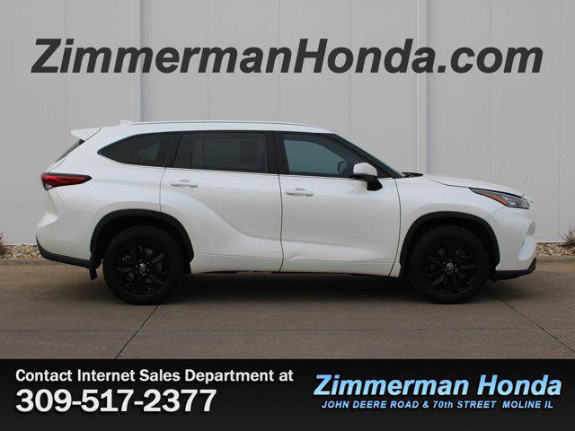 used 2020 Toyota Highlander car, priced at $25,891