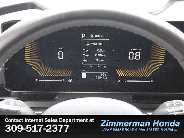 used 2025 Kia Carnival car, priced at $32,372
