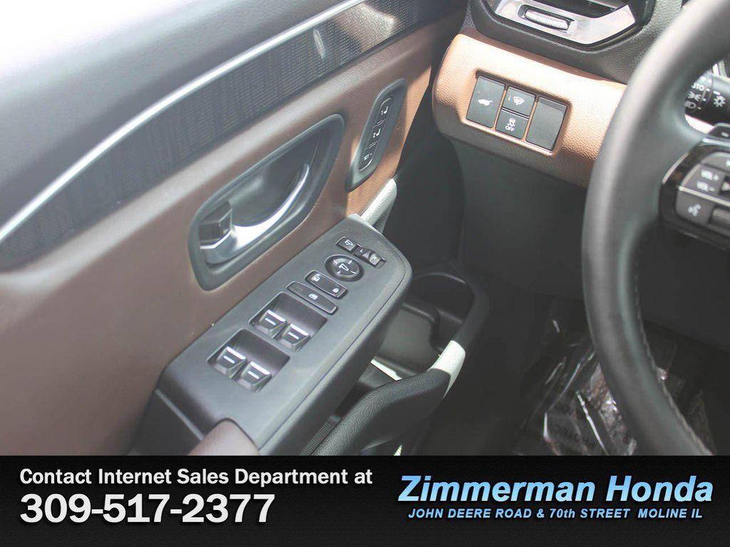 used 2024 Honda Pilot car, priced at $43,368