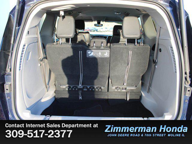 used 2020 Chrysler Pacifica car, priced at $16,591