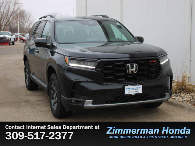 new 2025 Honda Pilot car, priced at $50,895