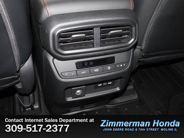 new 2025 Honda Pilot car, priced at $51,830