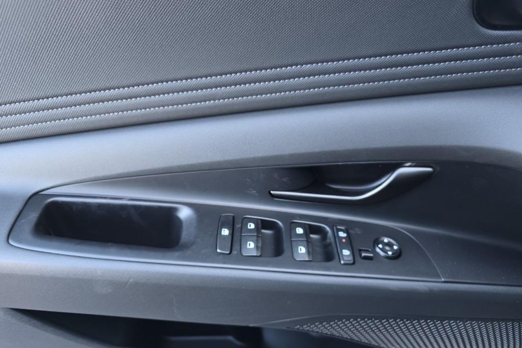 used 2025 Hyundai ELANTRA HEV car, priced at $28,999