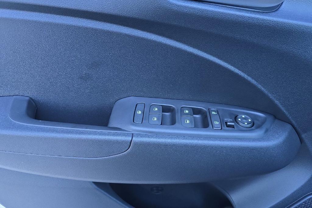 used 2025 Hyundai Venue car, priced at $22,315