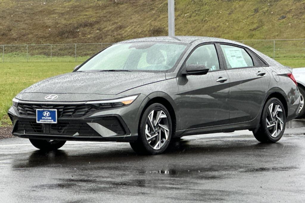 used 2025 Hyundai ELANTRA HEV car, priced at $28,999