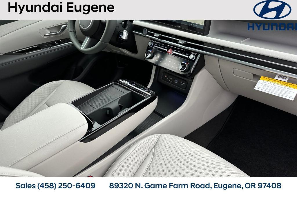 new 2026 Hyundai TUCSON Hybrid car, priced at $39,657