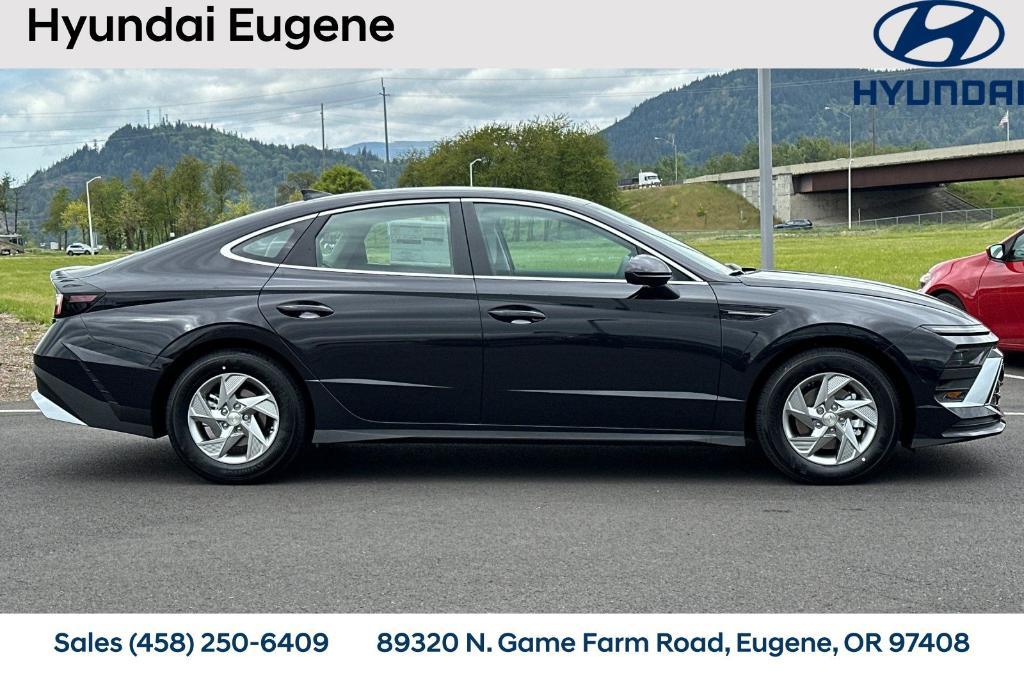 new 2025 Hyundai Sonata car, priced at $23,745