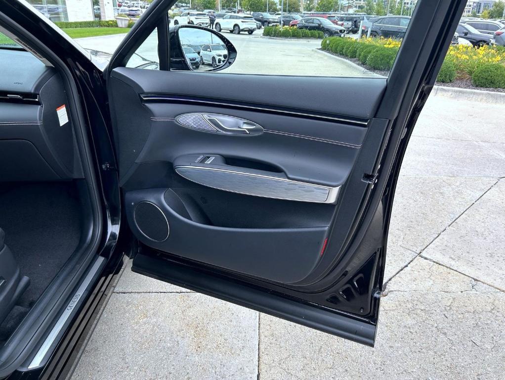 used 2026 Genesis Electrified GV70 car, priced at $58,298