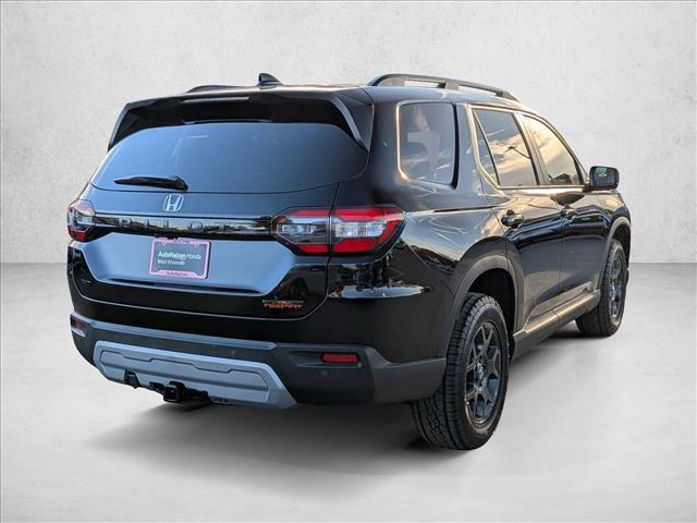 new 2025 Honda Pilot car, priced at $51,200