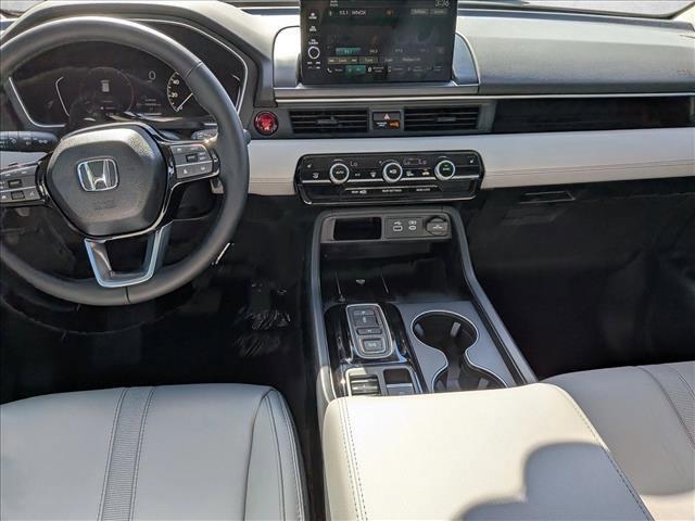 new 2025 Honda Pilot car, priced at $44,268