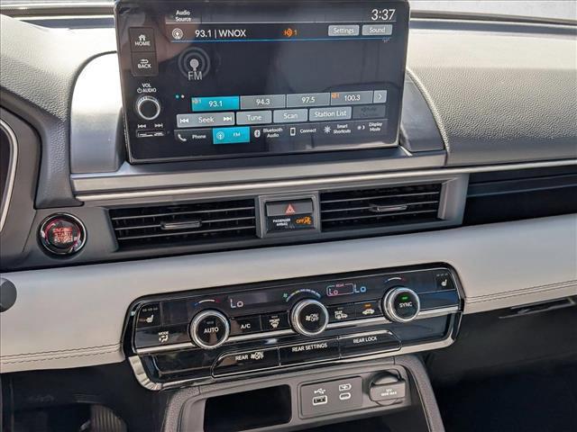 new 2025 Honda Pilot car, priced at $44,268