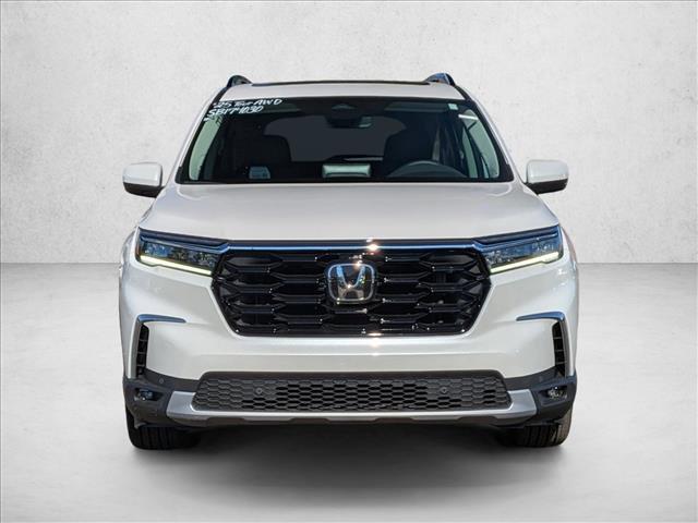 new 2025 Honda Pilot car, priced at $52,280