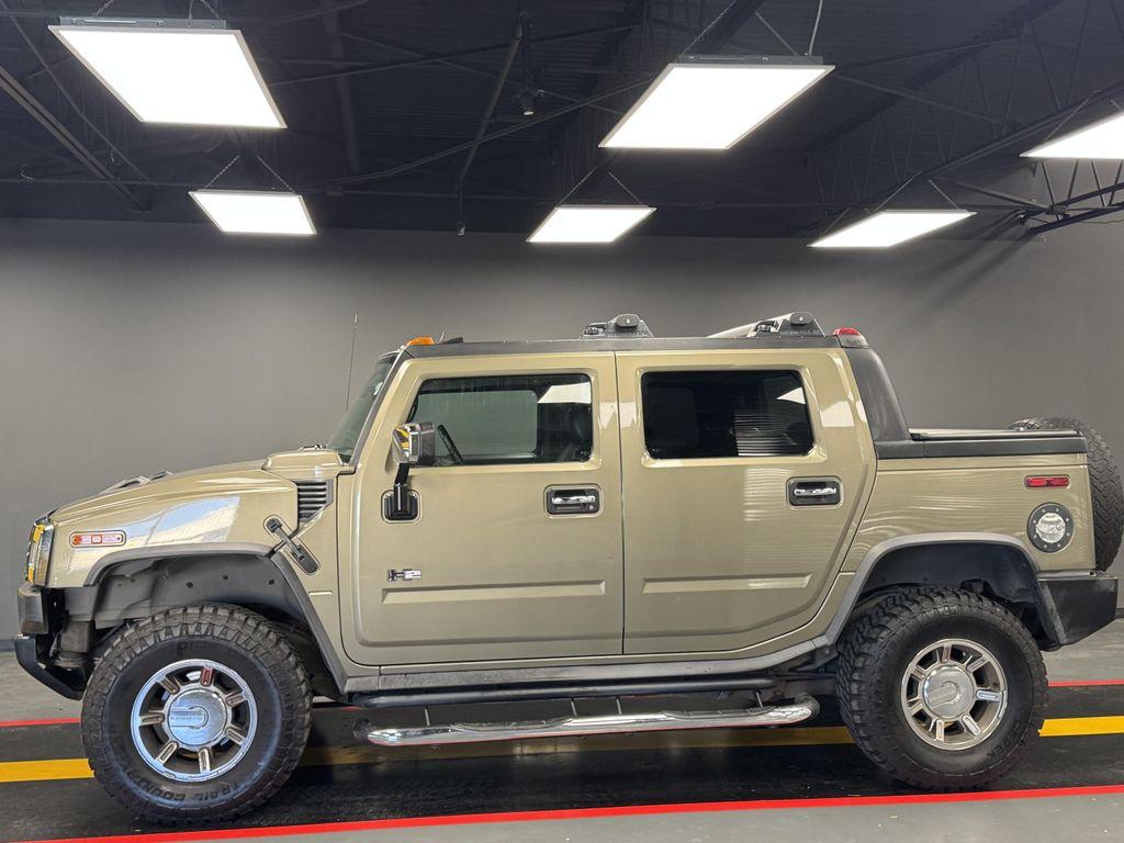 used 2005 Hummer H2 car, priced at $13,999