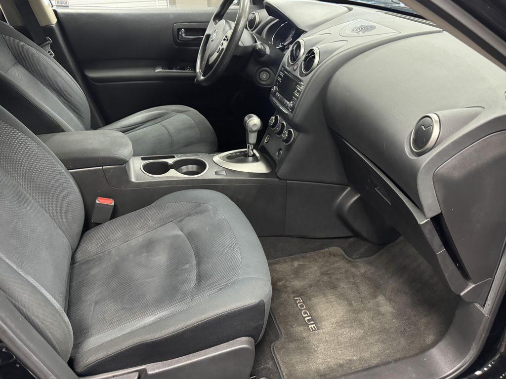 used 2015 Nissan Rogue Select car, priced at $5,999