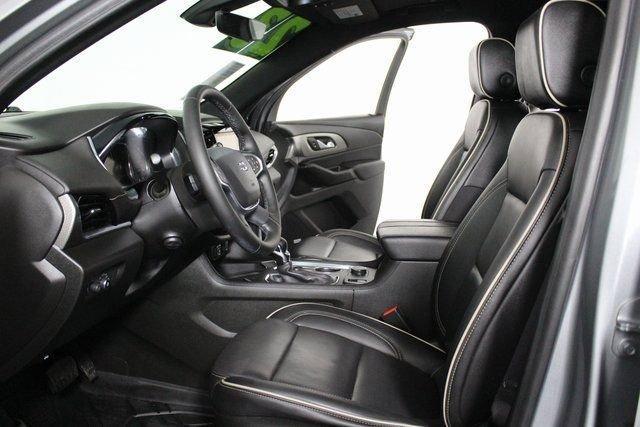 used 2023 Chevrolet Traverse car, priced at $36,050