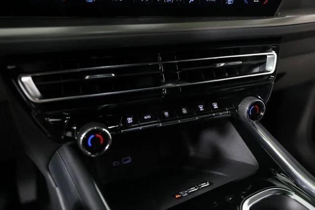 new 2026 Chevrolet Traverse car, priced at $43,492