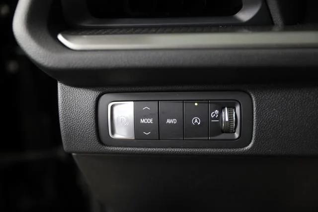 new 2026 Chevrolet Traverse car, priced at $43,492