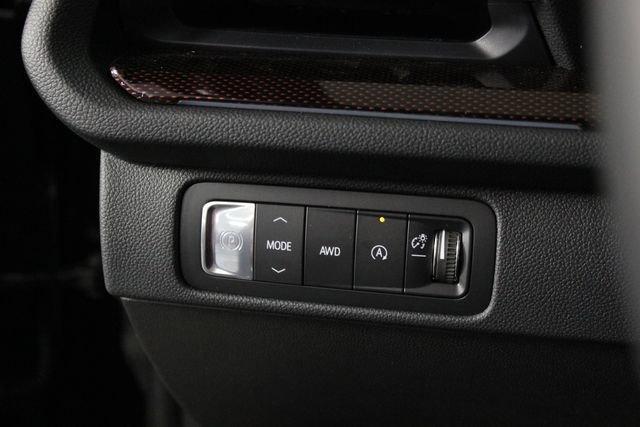 new 2026 Chevrolet Traverse car, priced at $54,290