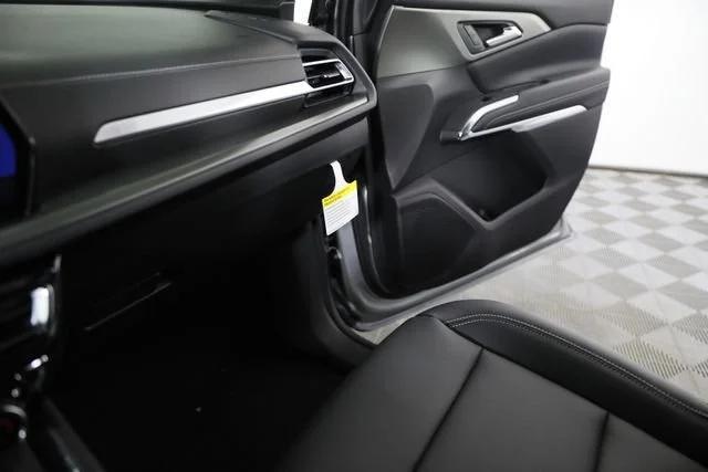 new 2026 Chevrolet Traverse car, priced at $43,492