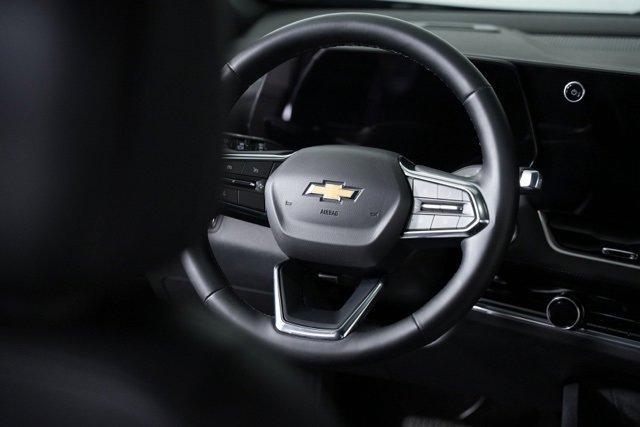 used 2025 Chevrolet Equinox car, priced at $22,999