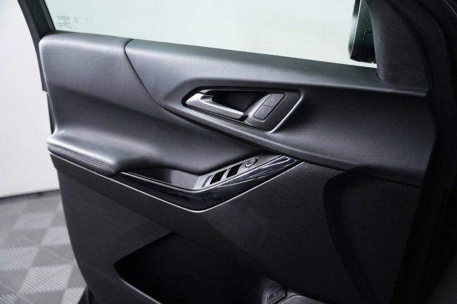 used 2025 Chevrolet Equinox car, priced at $22,999