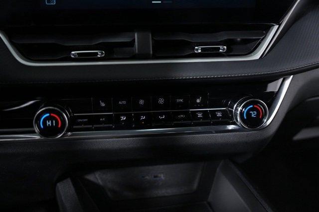 used 2025 Chevrolet Equinox car, priced at $22,999