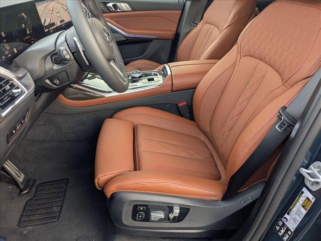 new 2026 BMW X7 car, priced at $130,725