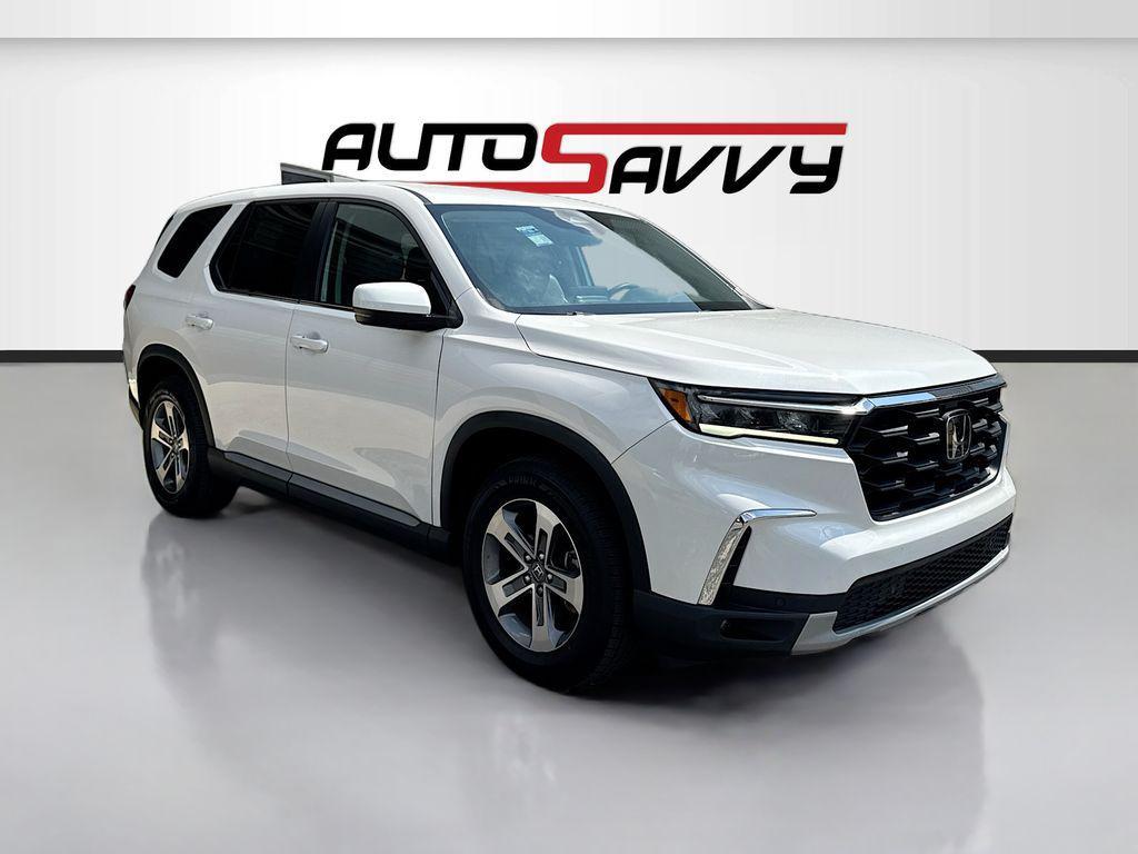 used 2024 Honda Pilot car, priced at $31,400