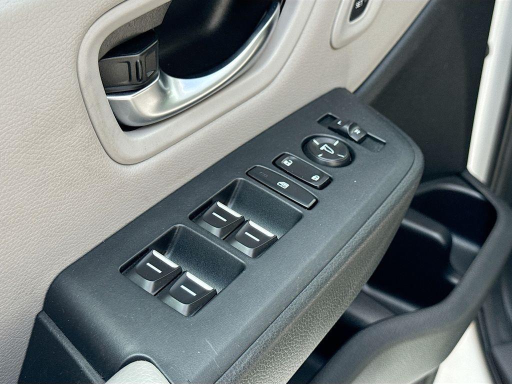 used 2024 Honda Pilot car, priced at $31,400