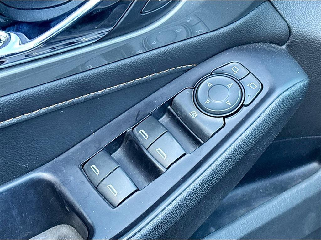 used 2020 Chevrolet Traverse car, priced at $16,500