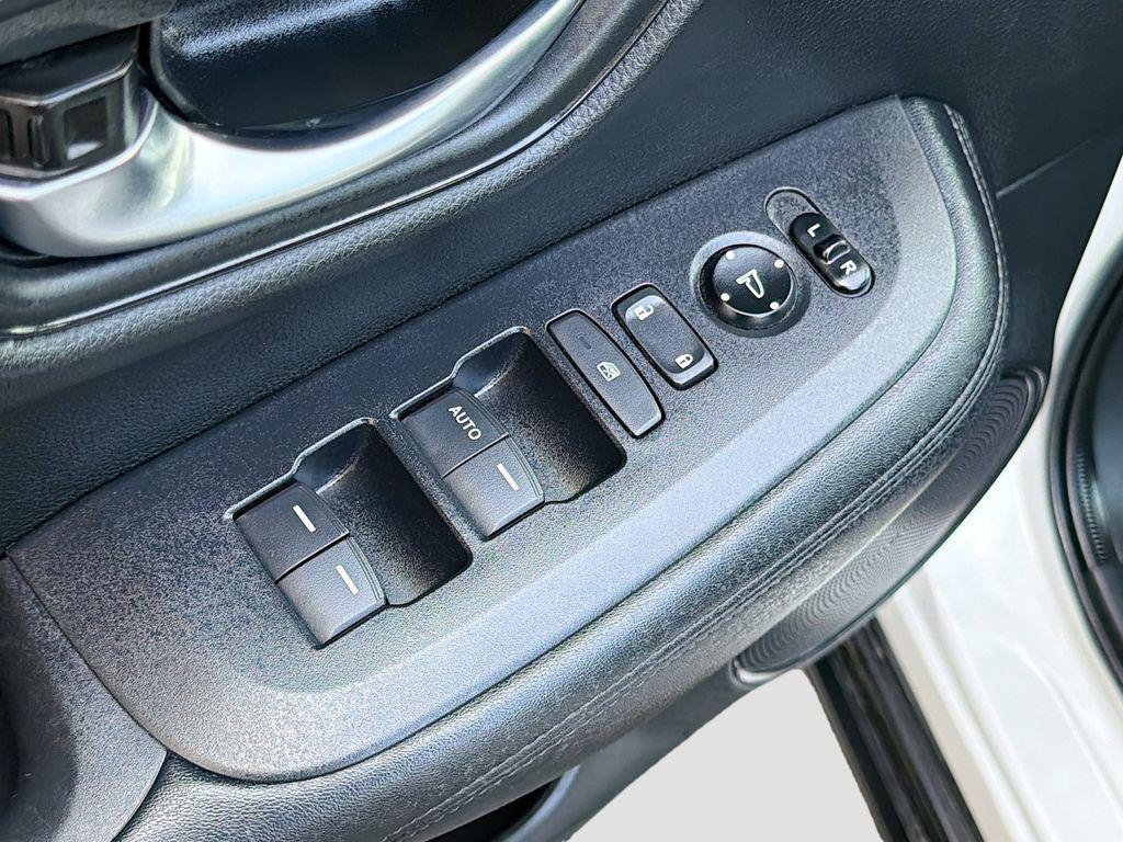 used 2025 Honda HR-V car, priced at $21,000