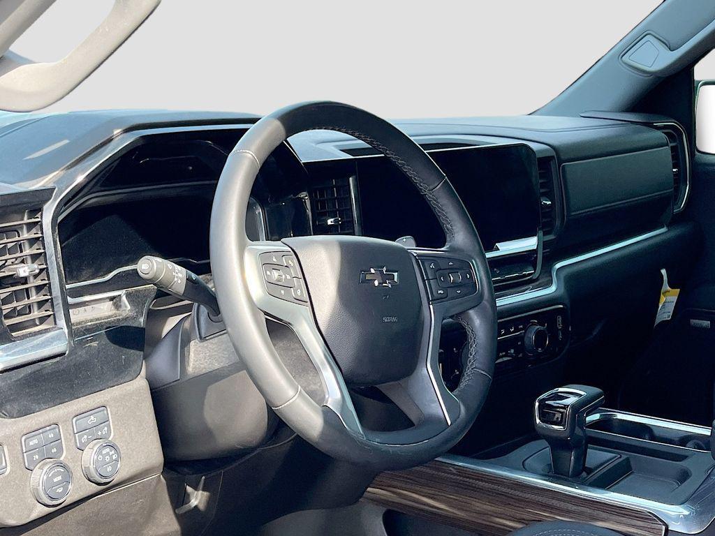 used 2025 Chevrolet Silverado 1500 car, priced at $43,500