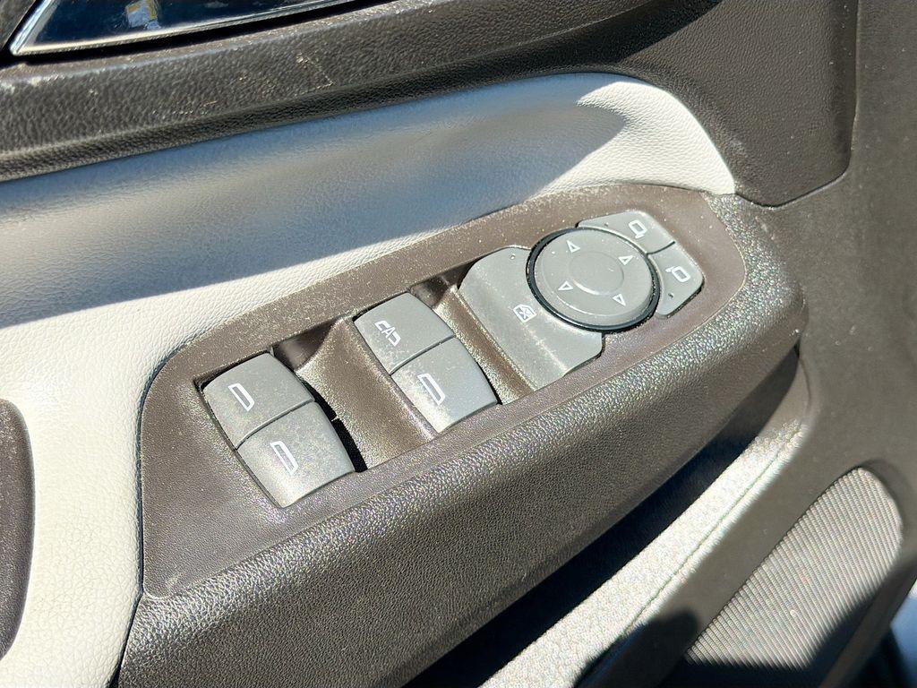 used 2019 Chevrolet Equinox car, priced at $11,400