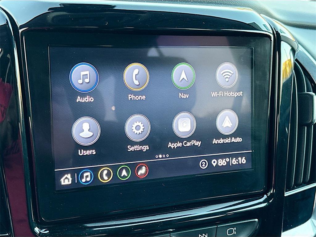 used 2021 Chevrolet Traverse car, priced at $24,400