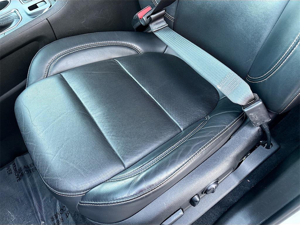 used 2021 Chevrolet Traverse car, priced at $24,400