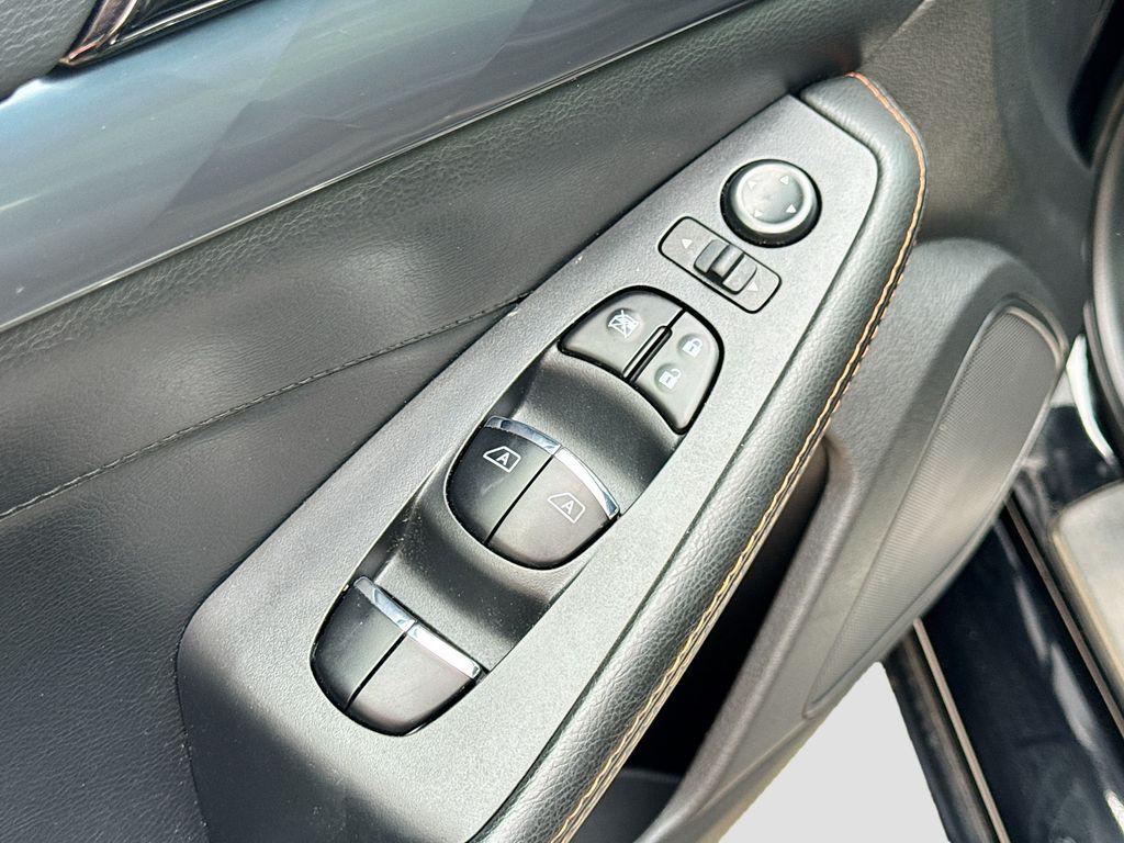 used 2023 Nissan Maxima car, priced at $28,300