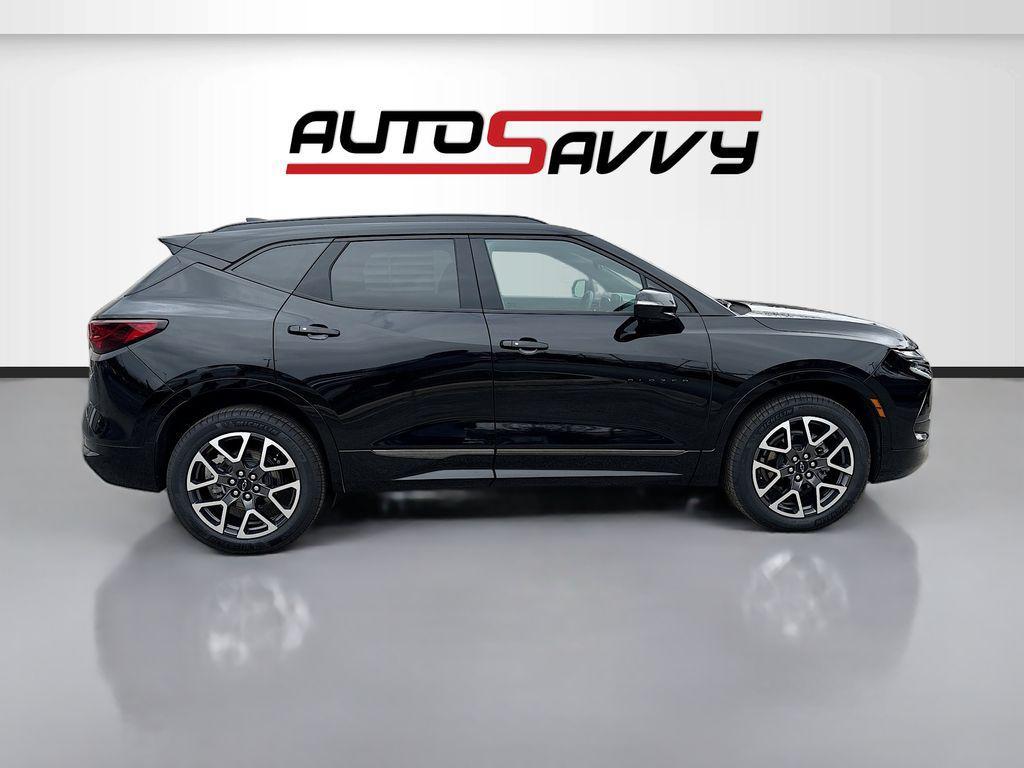 used 2025 Chevrolet Blazer car, priced at $31,400