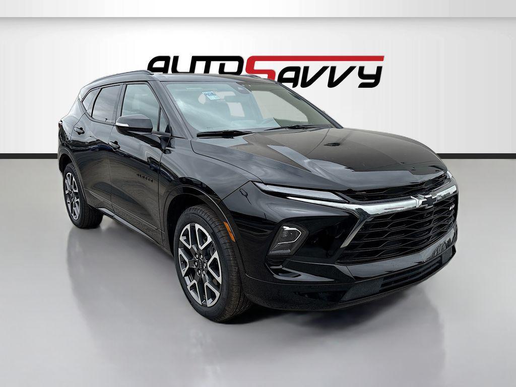 used 2025 Chevrolet Blazer car, priced at $31,400