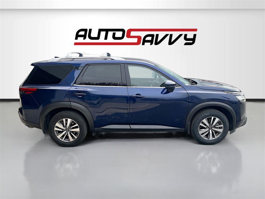 used 2022 Nissan Pathfinder car, priced at $23,100