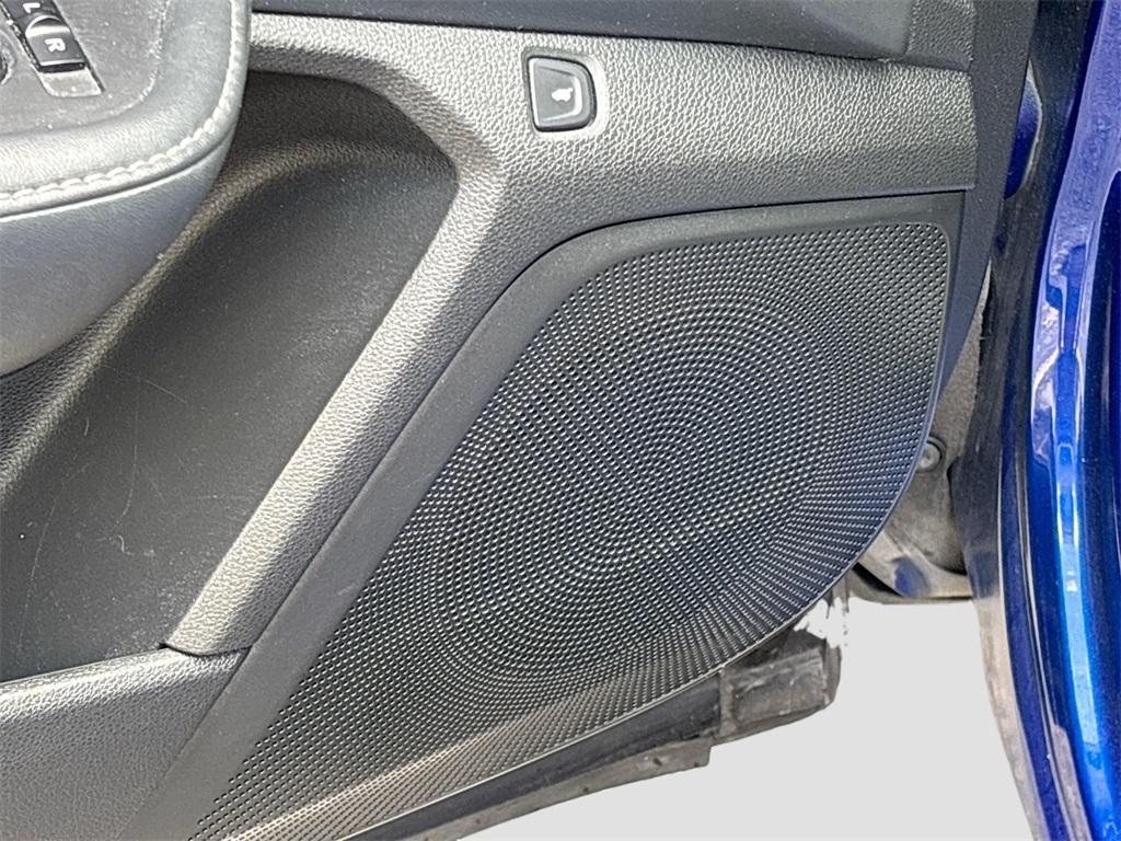 used 2021 Acura RDX car, priced at $25,600