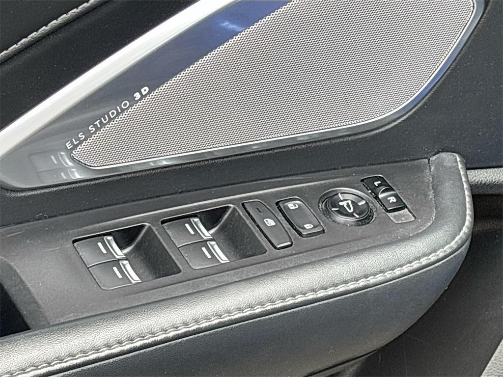 used 2021 Acura RDX car, priced at $25,600