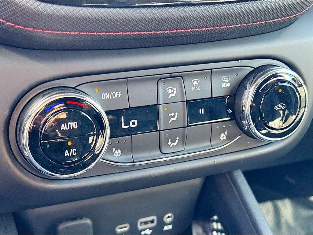 used 2023 Chevrolet TrailBlazer car, priced at $18,500