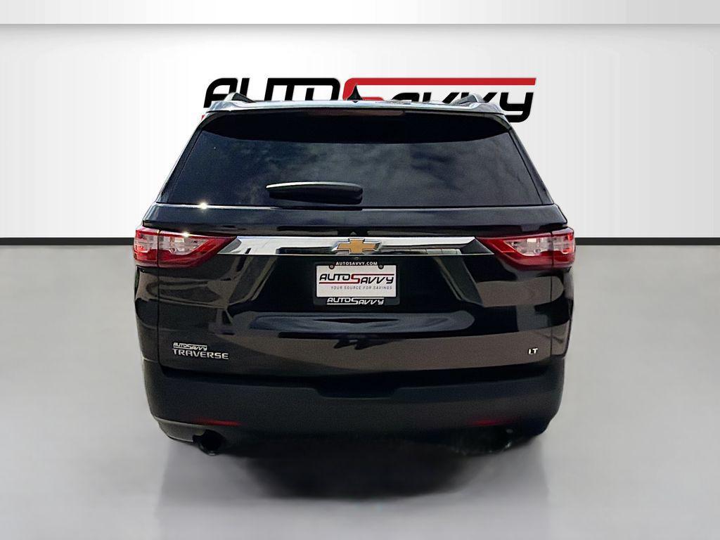 used 2020 Chevrolet Traverse car, priced at $16,800