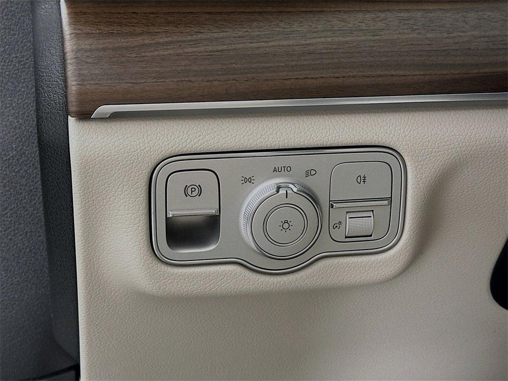 new 2026 Mercedes-Benz GLE 350 car, priced at $78,570