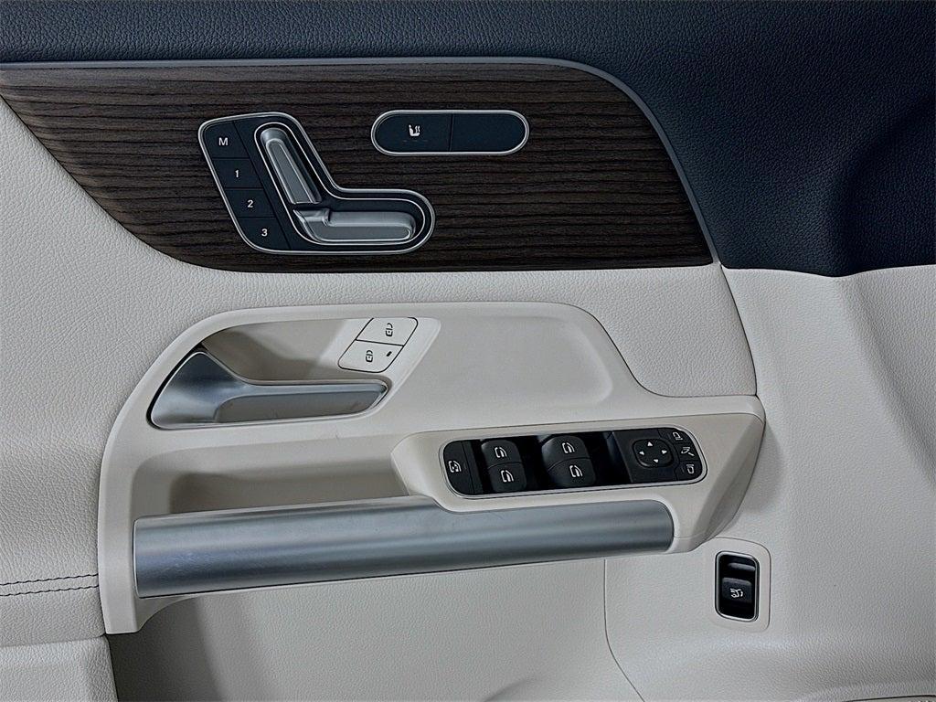 new 2026 Mercedes-Benz GLA 250 car, priced at $47,445