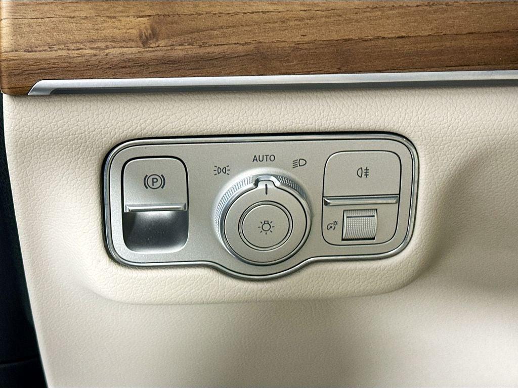 used 2024 Mercedes-Benz GLS 450 car, priced at $75,193