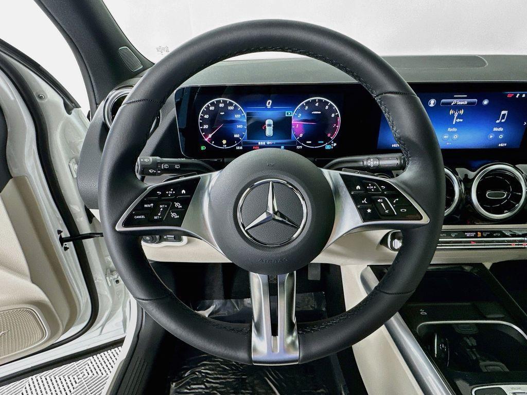 used 2026 Mercedes-Benz GLA 250 car, priced at $43,643