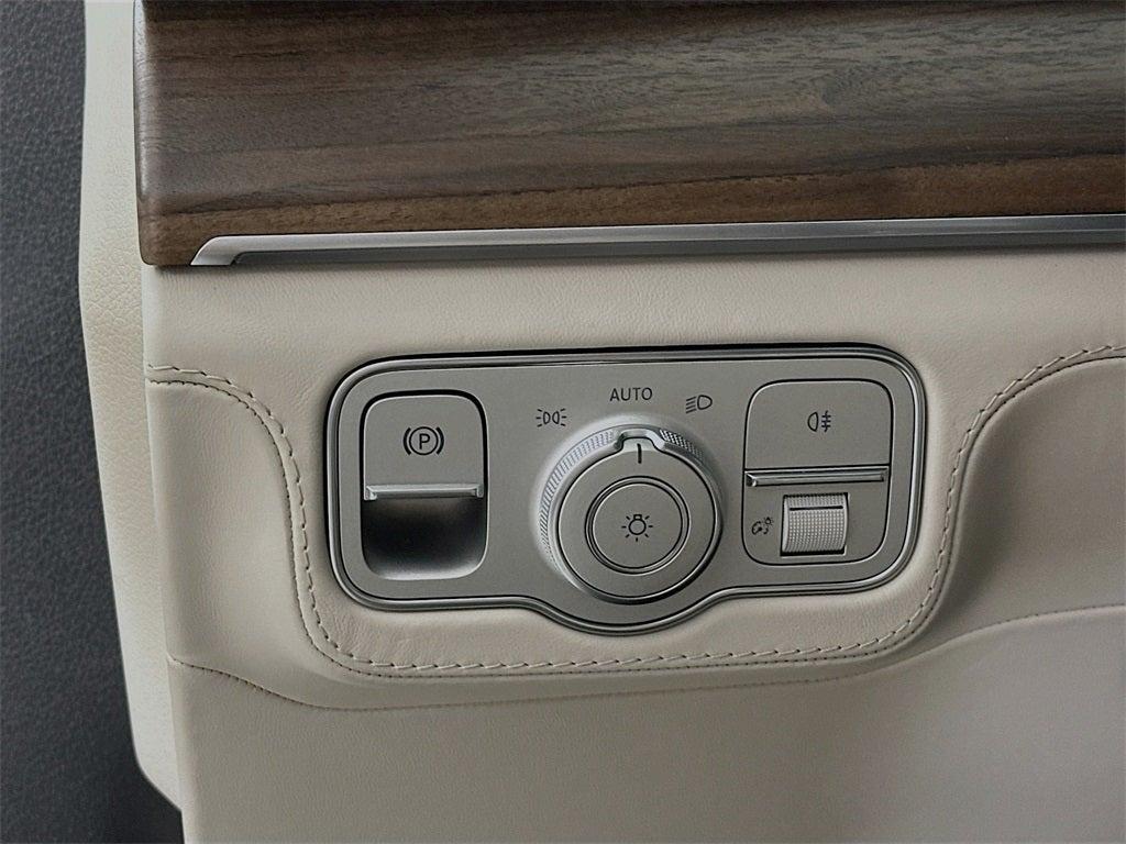 new 2026 Mercedes-Benz AMG GLE 53 car, priced at $102,915